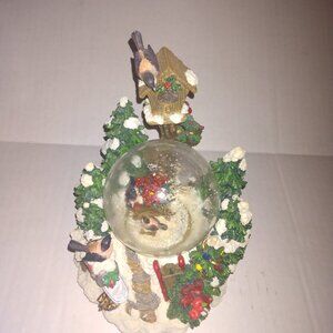 "HOME FOR THE HOLIDAY'S SCENIC MUSICAL WATERGLOBE